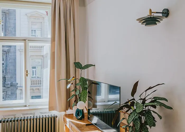 Bohemian Experience Aparthotel